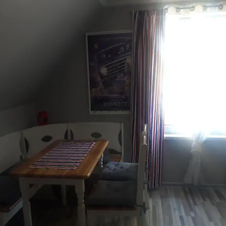 Apartament Mieszkanie Przy Plaży *